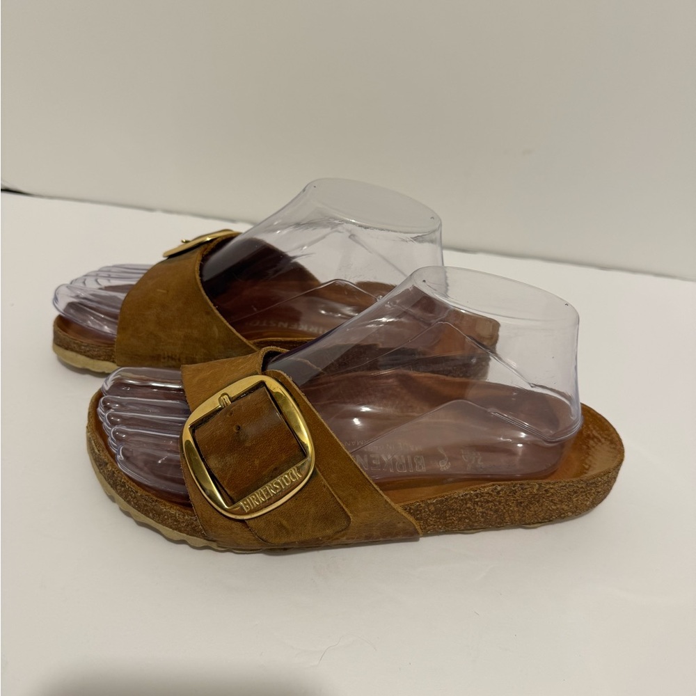 Birkenstock Brown Sandals with Gold Buckle - Picture 5 of 15
